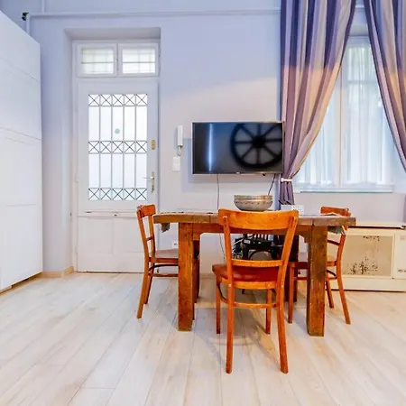 Cityscape Retreat By Nw Apartment *